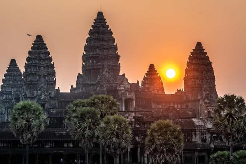 Angkor Wat: the Ultimate Temple Tour - 6 Days With 5* Hotel - Local Culture and Etiquette