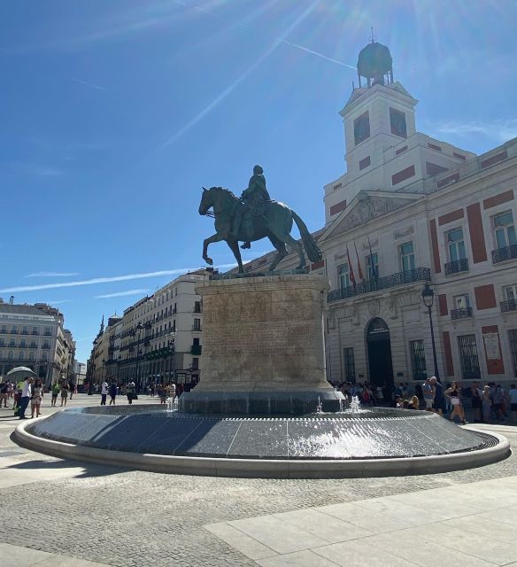 Architecture Tour: Old Historic Madrid With an Architect - Languages and Reservation