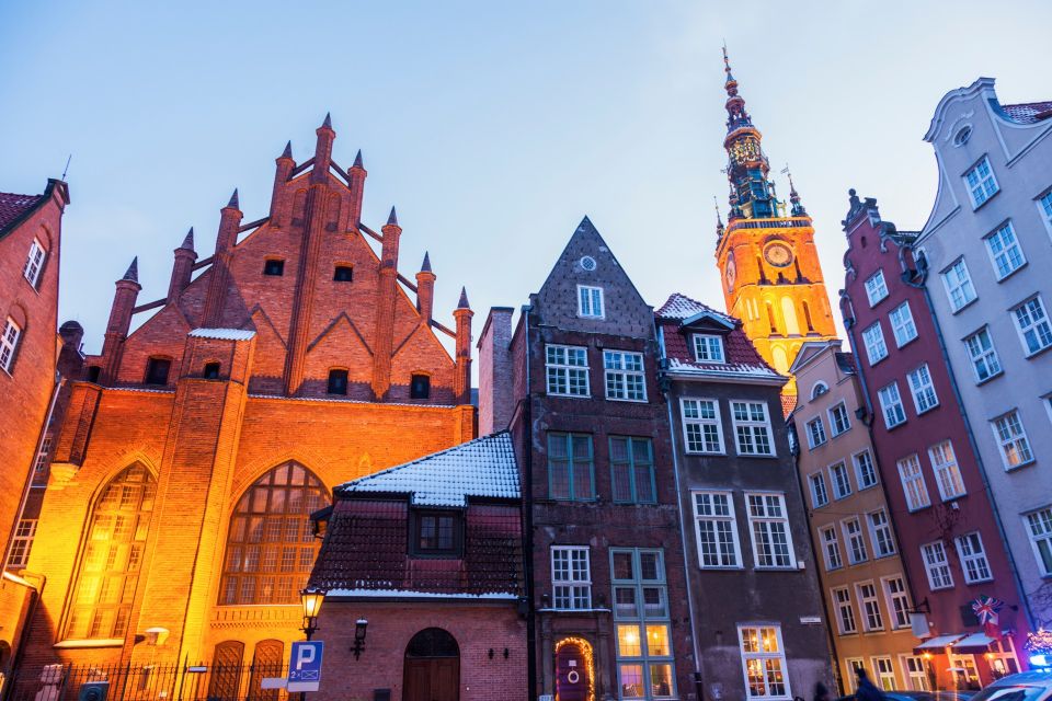 Artus Court and Gdansk Old Town Private Tour With Tickets - Recommended Tips for Visitors