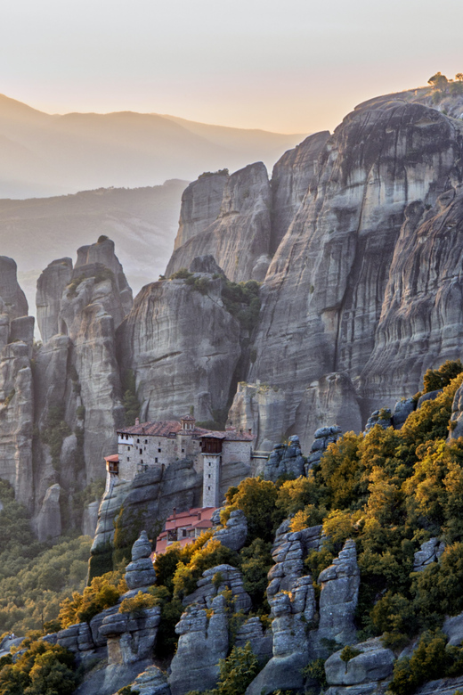 Athens: Meteora Day Trip With Audio Guide and Lunch Option - Meeting Points and Departure Times