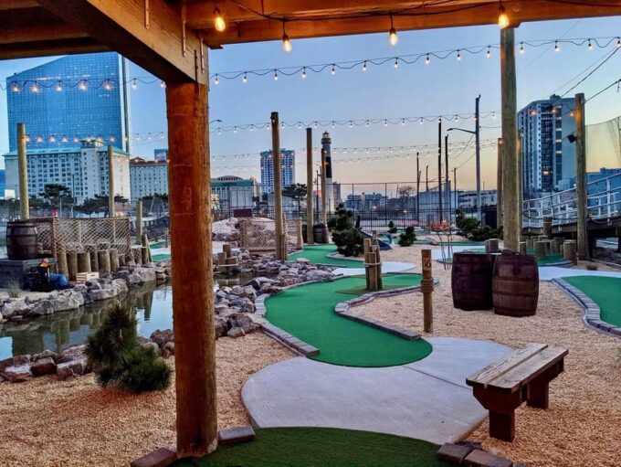 Atlantic City: Ocean View Mini Golf Pass - Customer Ratings