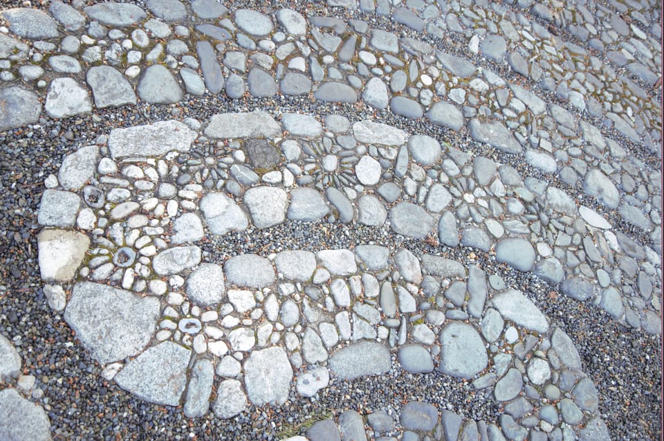 Bainbridge Island Discovery Tour - Labyrinth Reflection