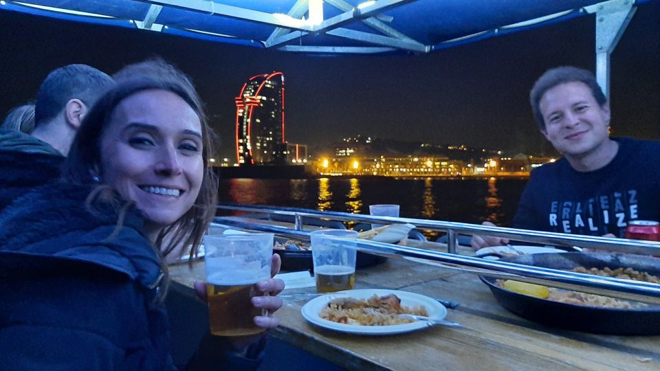 Barcelona: Private Evening Cruise With Dinner and Drinks - Customer Feedback and Ratings