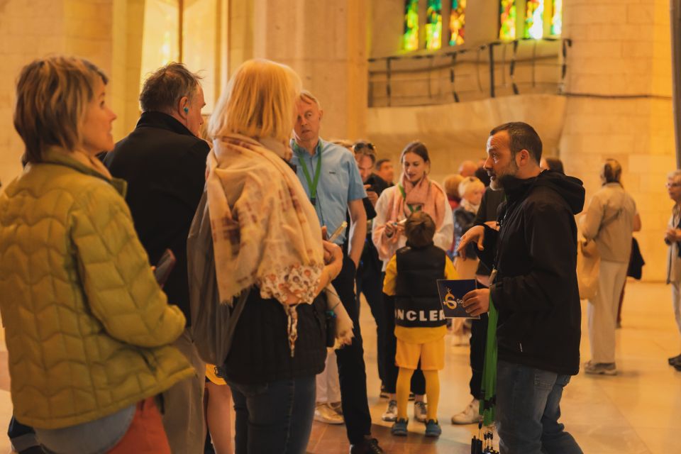 Barcelona: Sagrada Familia Skip-the-Line Guided Tour - Why Choose This Tour