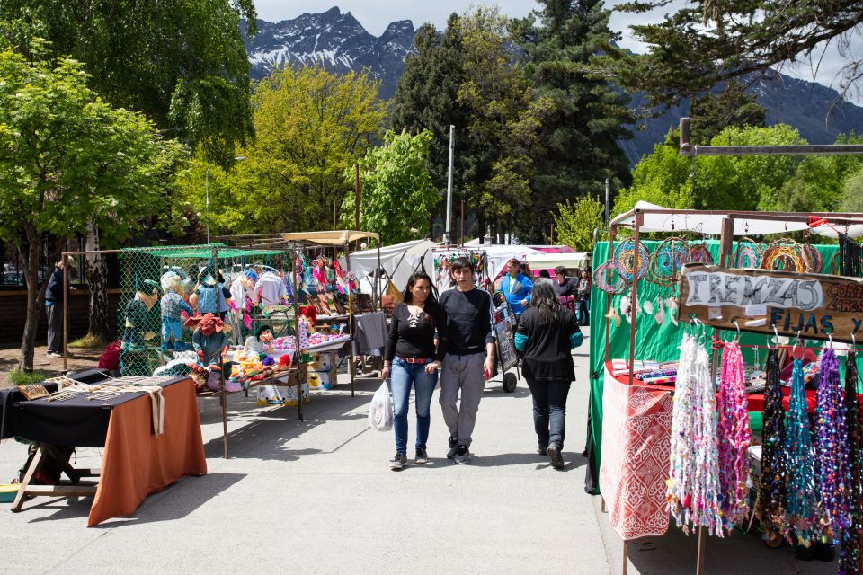 Bariloche: Full-Day El Bolsón and Puelo Lake Tour - Tips for Travelers