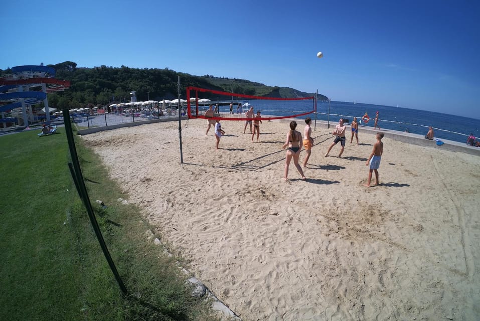 Beach Volley Experience - 1h - Scenic Location