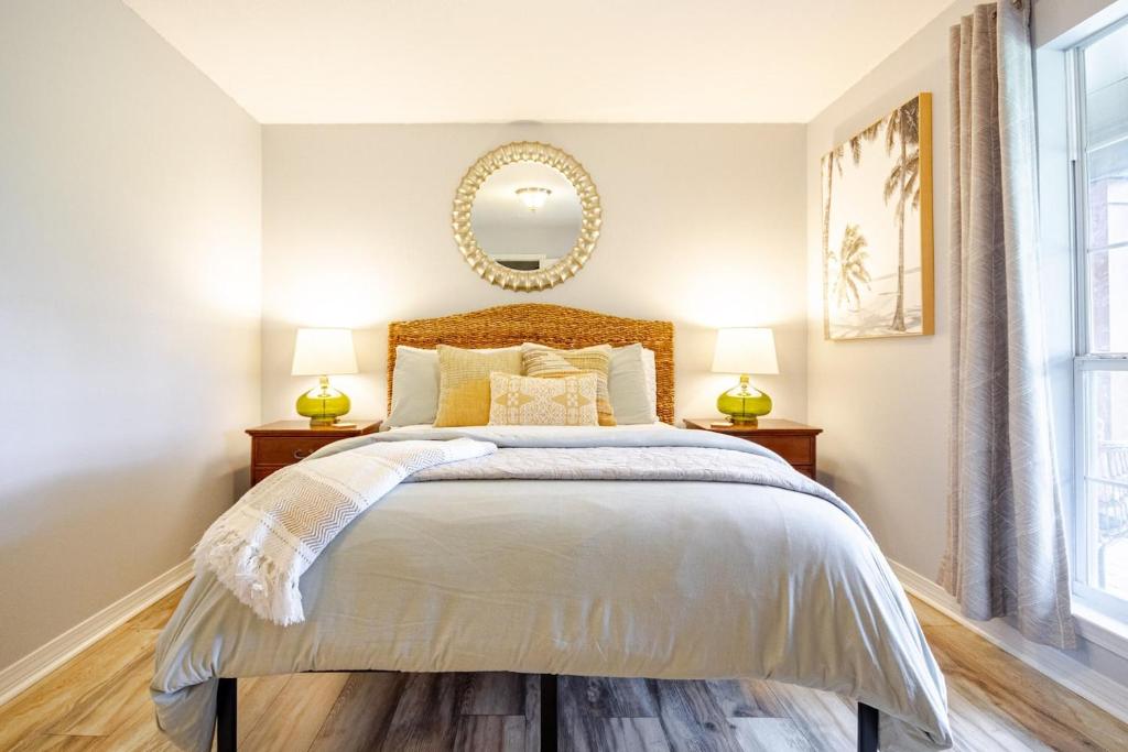 Bellas by the Bay Review