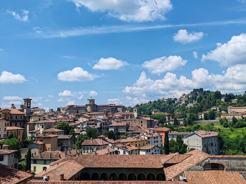 Bergamo: Upper Town Guided Tour With French-Speaking Guide - Guide and Language