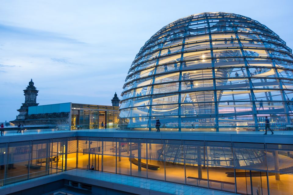 Berlin: Rooftop Lunch at the Reichstags Käfer Restaurant - Tips for a Great Visit