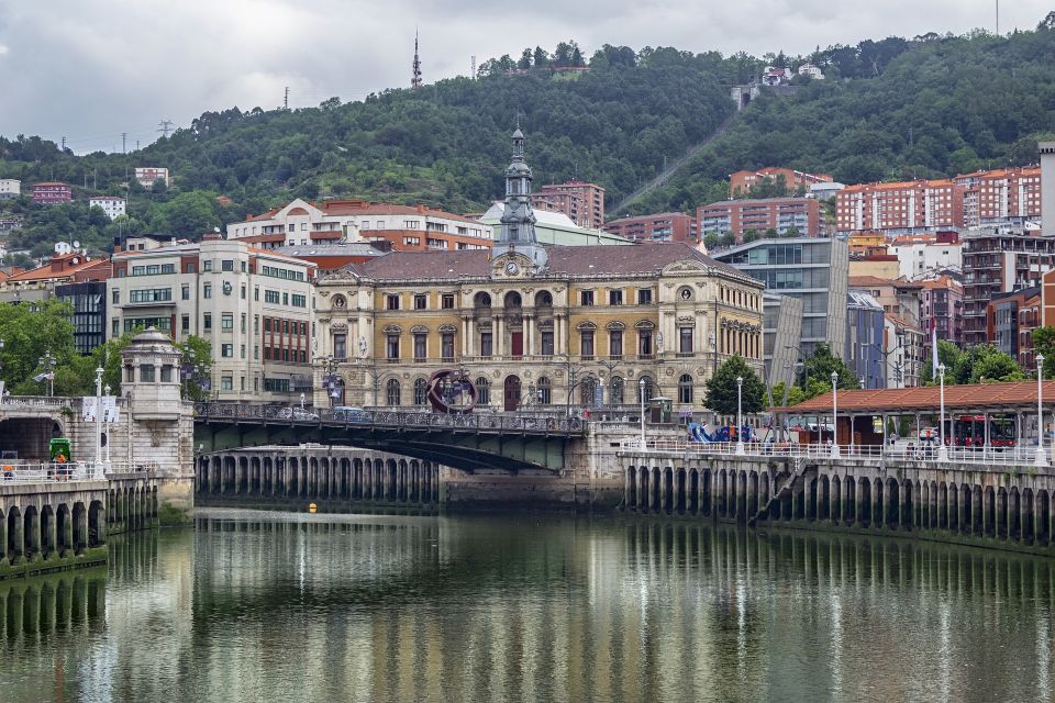 Bilbao - Private Historic Walking Tour - Included Services