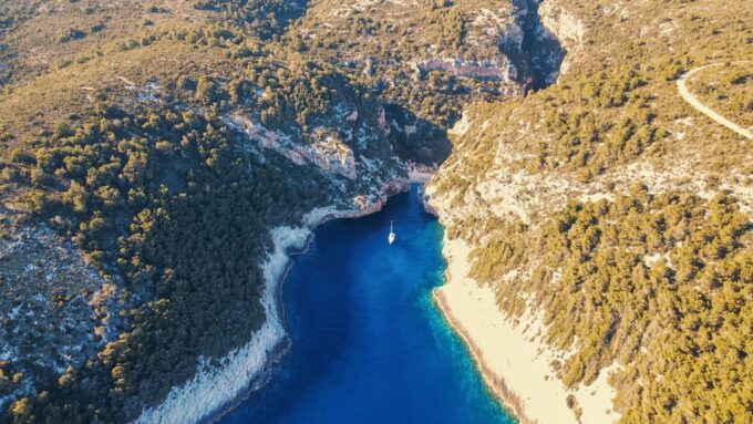 Blue Cave & Hvar Island (Paklenjaci) Private Speedboat Tour - Hvar Town Exploration