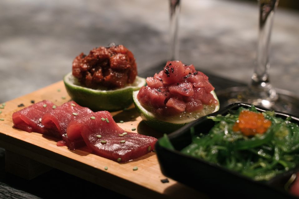 Bluefin Tuna Tasting in the Most Prestigious Market of Spain - Tour Duration and Group Size