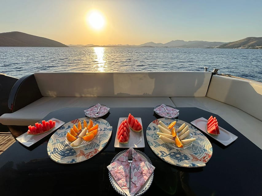 Bodrum Boat Tour: Bodrum Sunset Tour With Jet Black Yacht - Booking and Cancellation