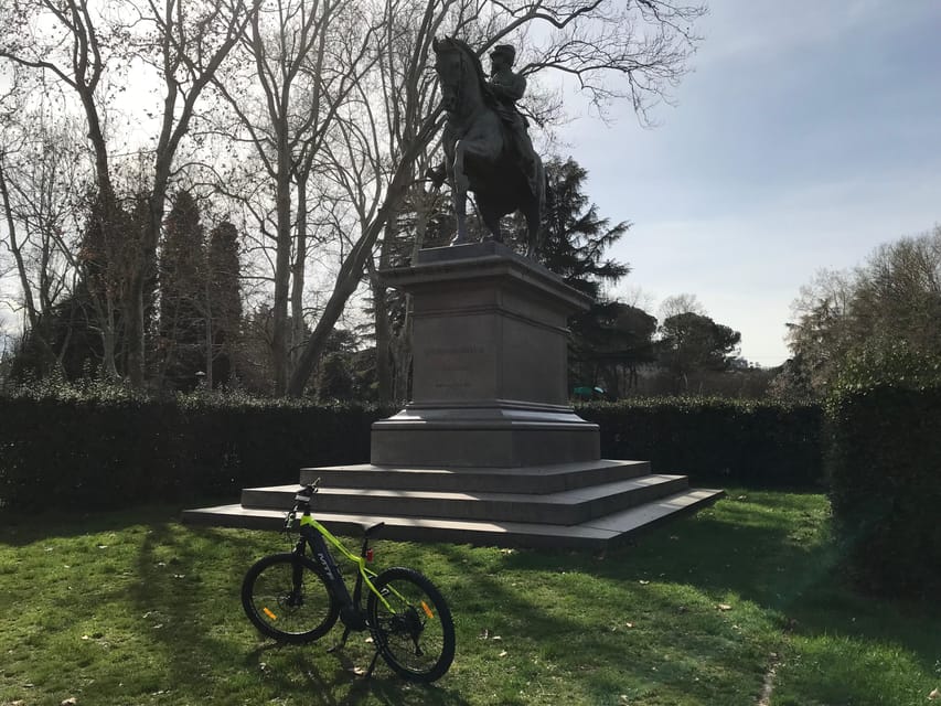 Bologna: Self-Guided Tour of the Center by E-Bike - The Basilica of San Petronio