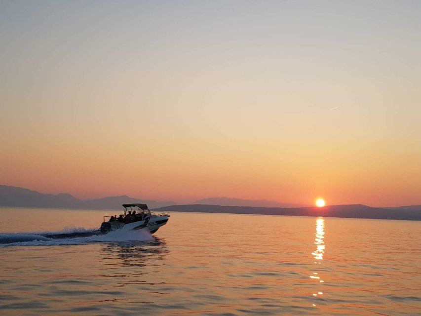 Brač: Private Boat Tour From Split or Trogir - Weather Conditions