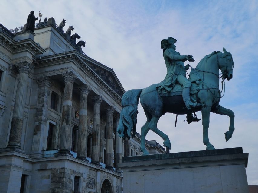 Braunschweig: Private City Walking Tour With Certified Guide - Accessibility Information