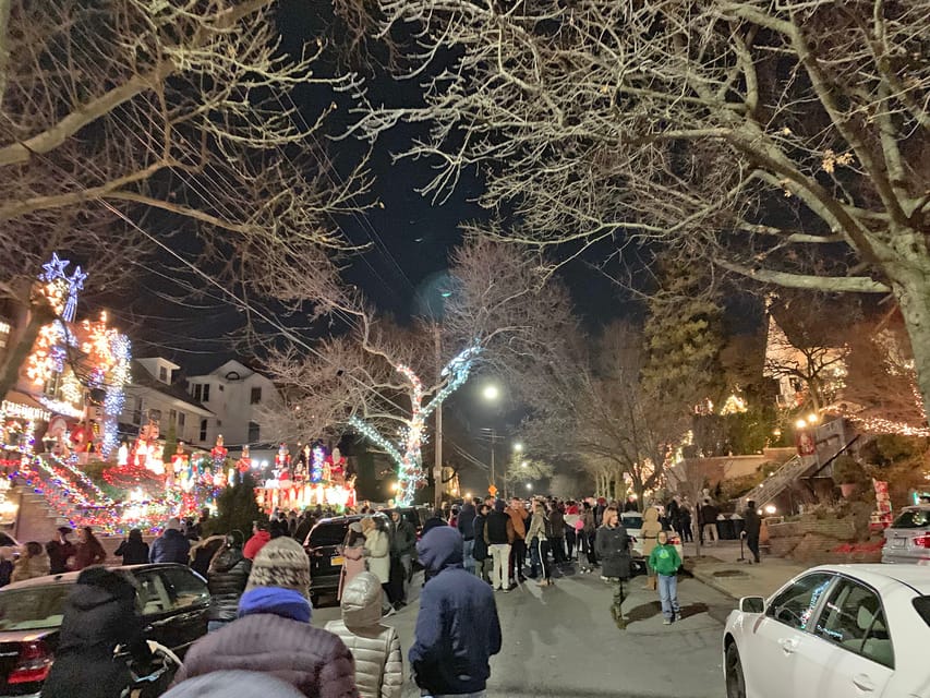 Brooklyn: 1.5-Hour Dyker Heights Christmas Lights Tour - Cancellation Policy