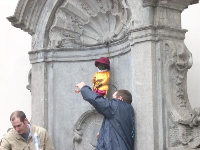 Brussels: Sightseeing Bike Tour - Pricing and Cancellation Policy