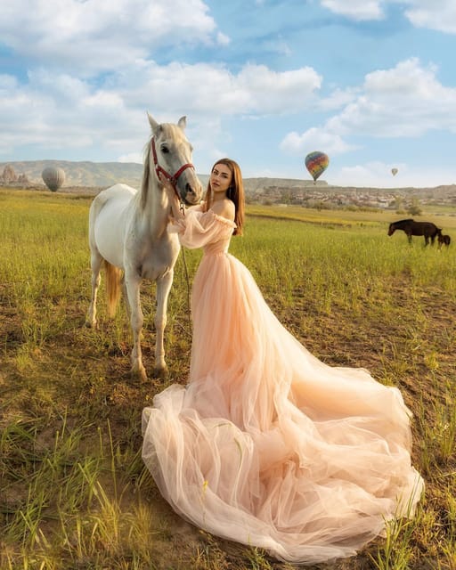 Cappadocia: Dream Dresses for Rent – Elevate Your Experience - Store Location and Hours