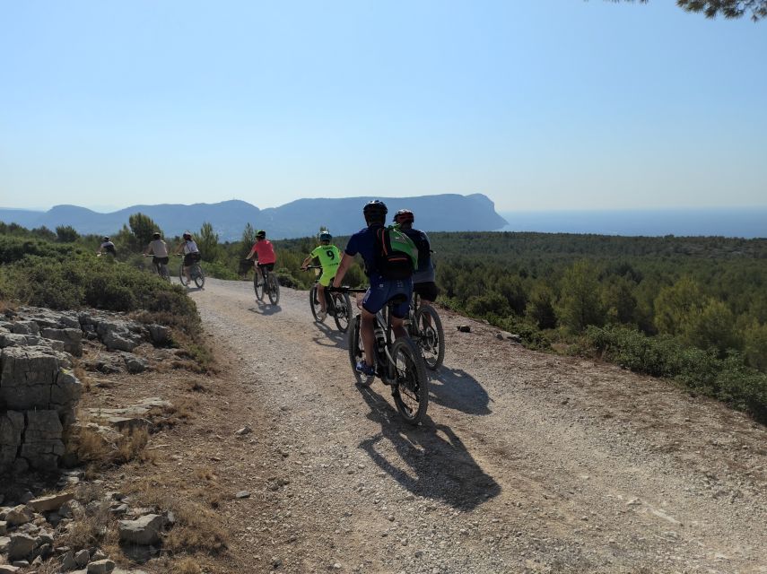 Cassis: Calanques and Viewpoints Tour by Mountain E-Bike - Group Size and Languages