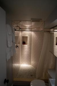 Centrally Located DC Apt Bloomingdale - Booking Information