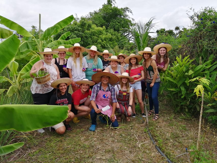 Chaing Mai : Cooking in Organic Farm With a Local Train Trip - What to Bring