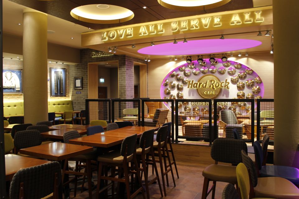 Copenhagen: Hard Rock Cafe With Set Menu for Lunch or Dinner - Reservation Details and Policies