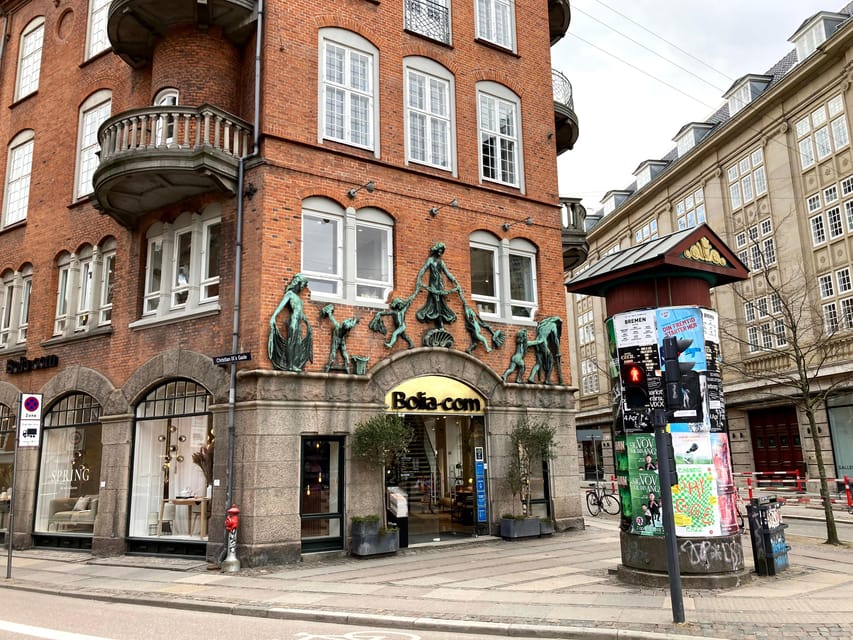 Copenhagen: the Secret of the Round Tower (Rundetårn) - Exploring Copenhagen Beyond the Tower