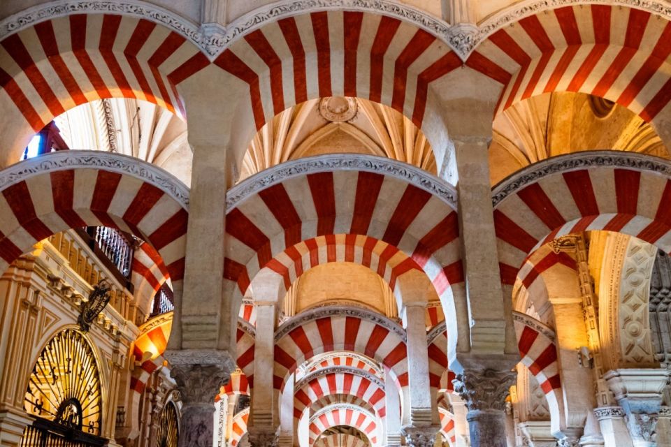 Córdoba Mosque, Jewish Quarter and Alcázar 3-Hour Tour - Meeting Point and Attire