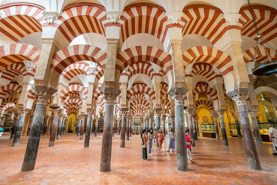 Córdoba: Skip-the-Ticket-Line Mosque-Cathedral Guided Tour - Tour Duration and Length