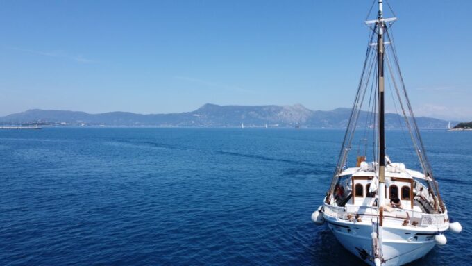 Corfu: Sunset Cruise on Classic Boat With Cocktails & Snacks - Highlights of the Experience