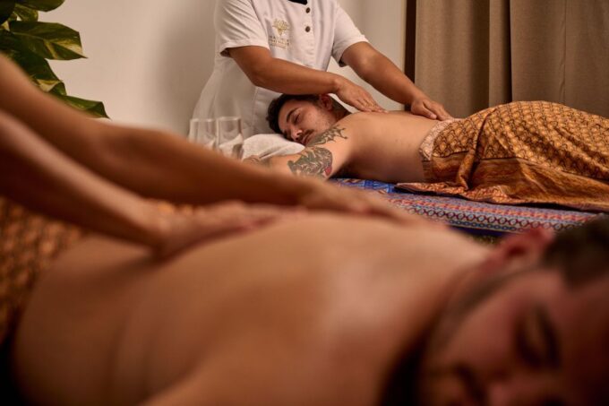 Couples' Massage - Unique Selling Points