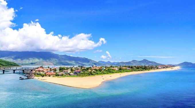 Discover Hoi An: Group Bus Tour From Hue With Sightseeing - Exploring Marble Mountains