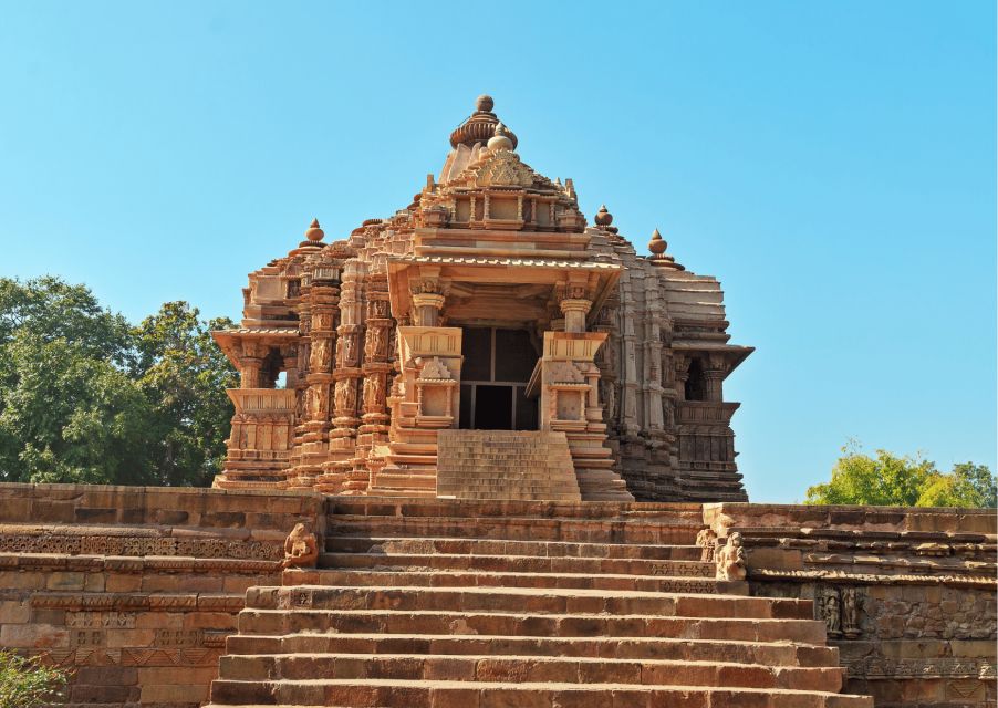 Discover Spiritual Trails of Khajuraho (Guided Temple Tour) - Meeting Point Information