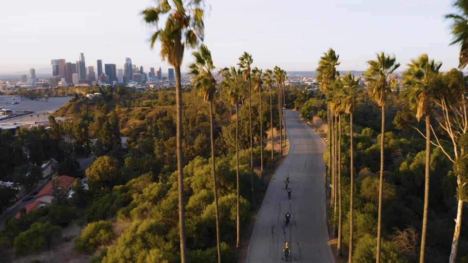 Downtown LA by E-Bike: Street Art to Artisan, Grit to Glamor - What to Bring and Wear