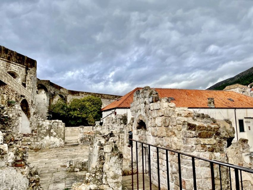 Dubrovnik: City Walls Tour for Early Birds & Sunset Chaser - Tour Availability