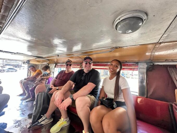 ⭐ Manila Tuktuk Ride Experience With Venus ⭐ - Immersive Local Experiences