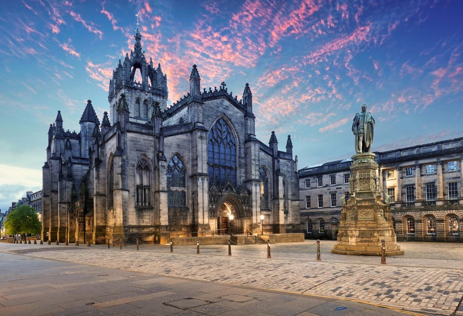 Edinburgh Center/Royal Mile: One Day Audio Tour Experience - Frequently Asked Questions