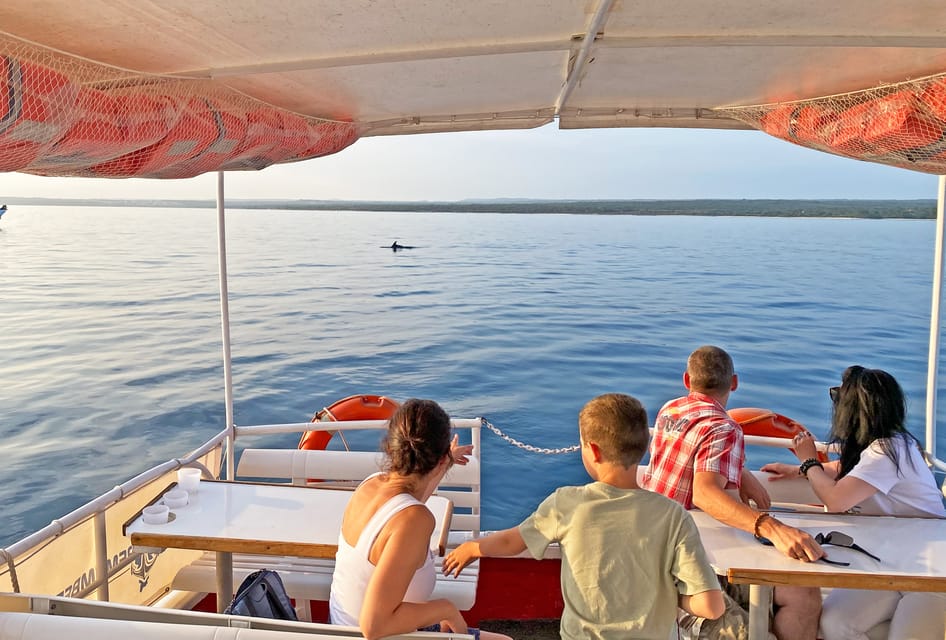 Fazana: Sunset Dolphin Cruise With Dinner in Brijuni Park - Sunset Viewing and Dolphin Watching