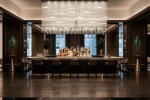 Four Seasons Chicago - Local Attractions and Activities
