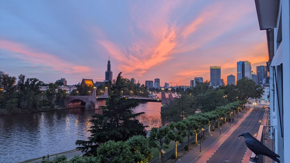 Frankfurt: Self-guided City Walk to Locals Favourite Places - Discovering Hidden Gems and Local Spots