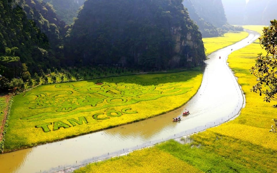 Friendly Travel: Hoa Lu - Tam Coc - Mua Cave/ Full Service - Tam Coc: Scenic Boat Ride