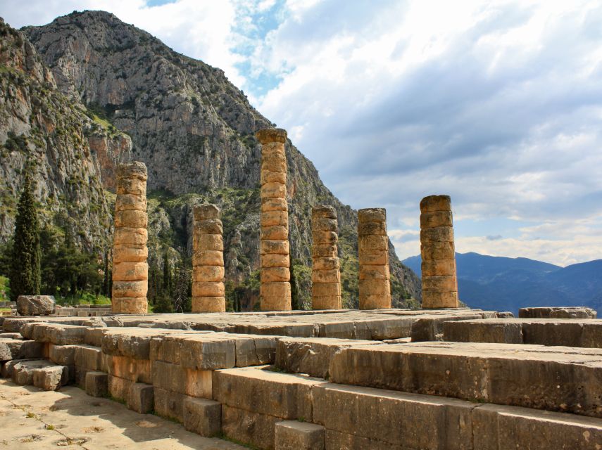 From Athens: Private Delphi and Thermopylae Guided Day Trip - Nearby Attractions