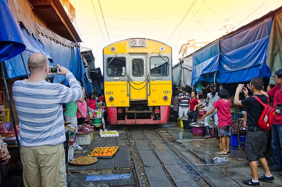 From Bangkok: Damnoen and Maeklong Markets Private Tour - Dietary and Accessibility Considerations