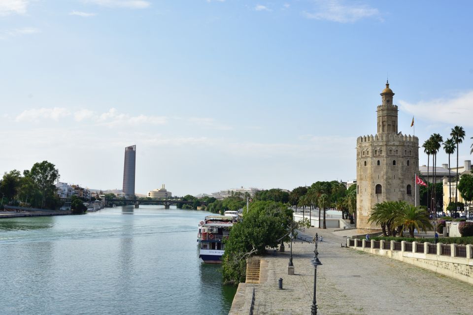 From Cádiz: Private Day Tour of Sevilles Famous Landmarks - Booking and Availability