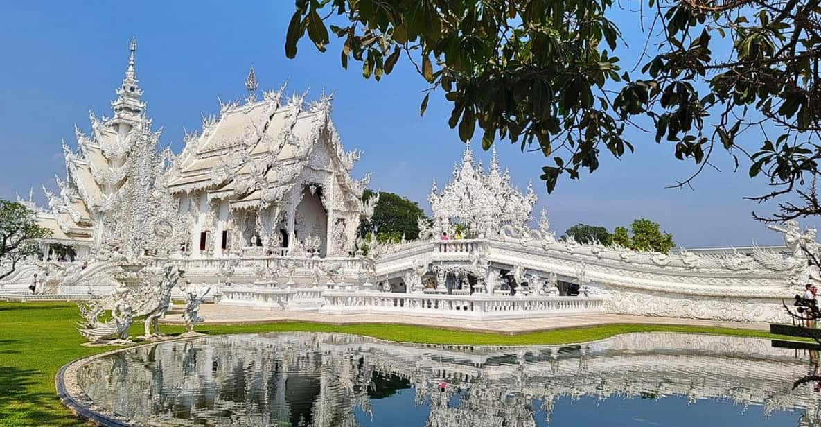 From Chiang Mai : White and Blue Temples and Lalita Cafe - Long Neck Karen Village