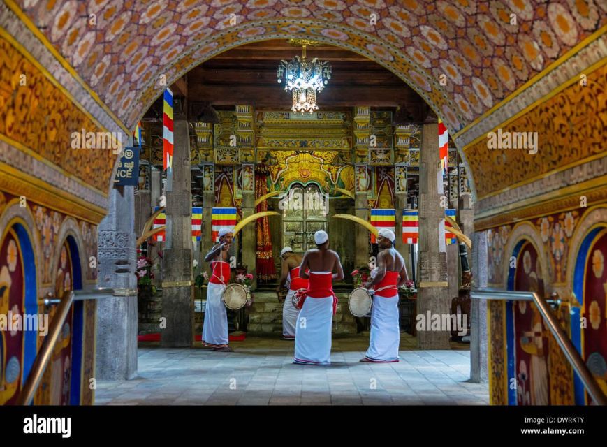 From Colombo: Kandy, Pinnawala and Tea Factory Full-Day Trip - Temple of the Sacred Tooth Relic