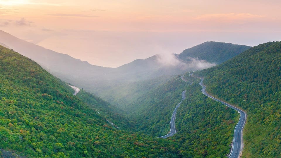 FROM DA NANG: DISCOVER HUE IMPERIAL CITY - HAI VAN PASS - Lunch and Dining Experience