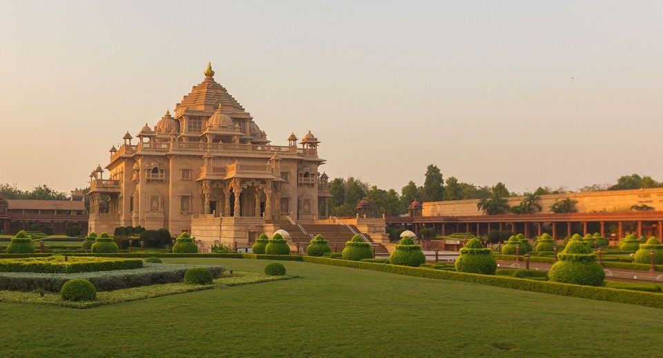 From Delhi: 2-Day Delhi and Agra Private Tour by Car - Booking and Cancellation Policies