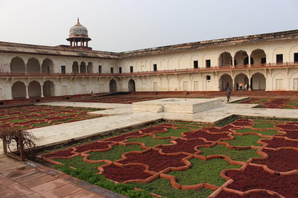 From Delhi: Taj Mahal and Agra Fort Private Day Trip - Nearby Attractions